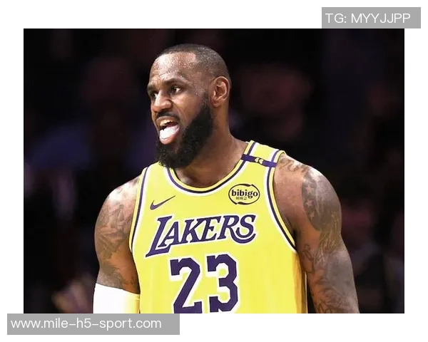 浓眉首节表现稳健轻松斩获5分5板1助展现强大状态 浓眉首节表现稳健轻松斩获5分5板1助展现强大状态