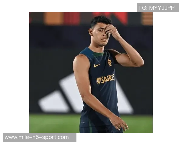 巴博萨盛赞桑托斯为世界最佳球队球迷却警告他需回报球队支持 巴博萨盛赞桑托斯为世界最佳球队球迷却警告他需回报球队支持