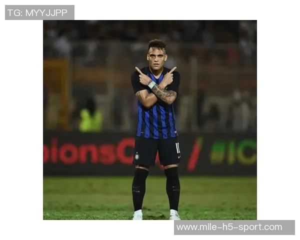 阿坎吉自信数学能力希望在国米赢得更多荣誉与奖杯 阿坎吉自信数学能力希望在国米赢得更多荣誉与奖杯